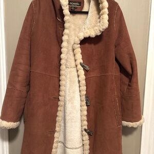 Faux fur coat with hoodie size S-M very warm & cozy with pockets